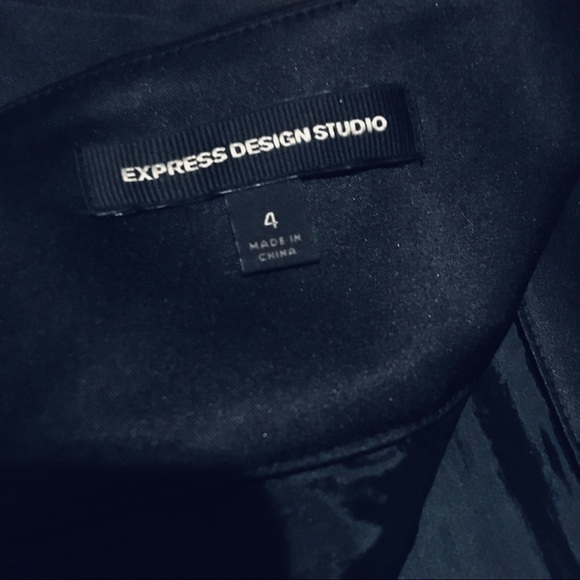 EXPRESS Design Studio Faux Leather Ruffled Mini - Picture 6 of 7